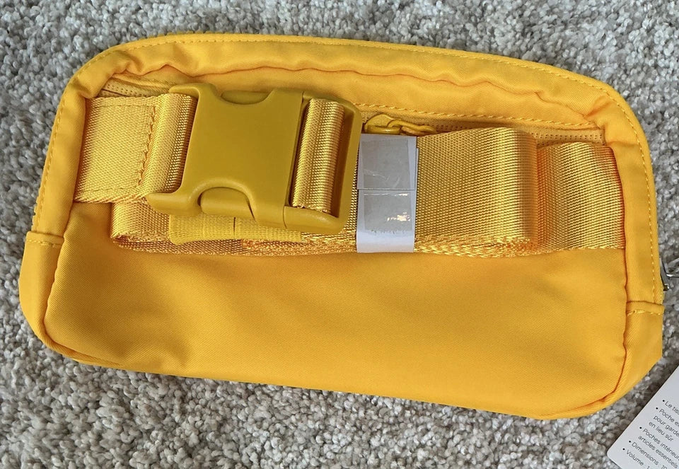 Lululemon Everywhere Belt Bag 1L – Yellow Crossbody Waist Bag for Everyday Use