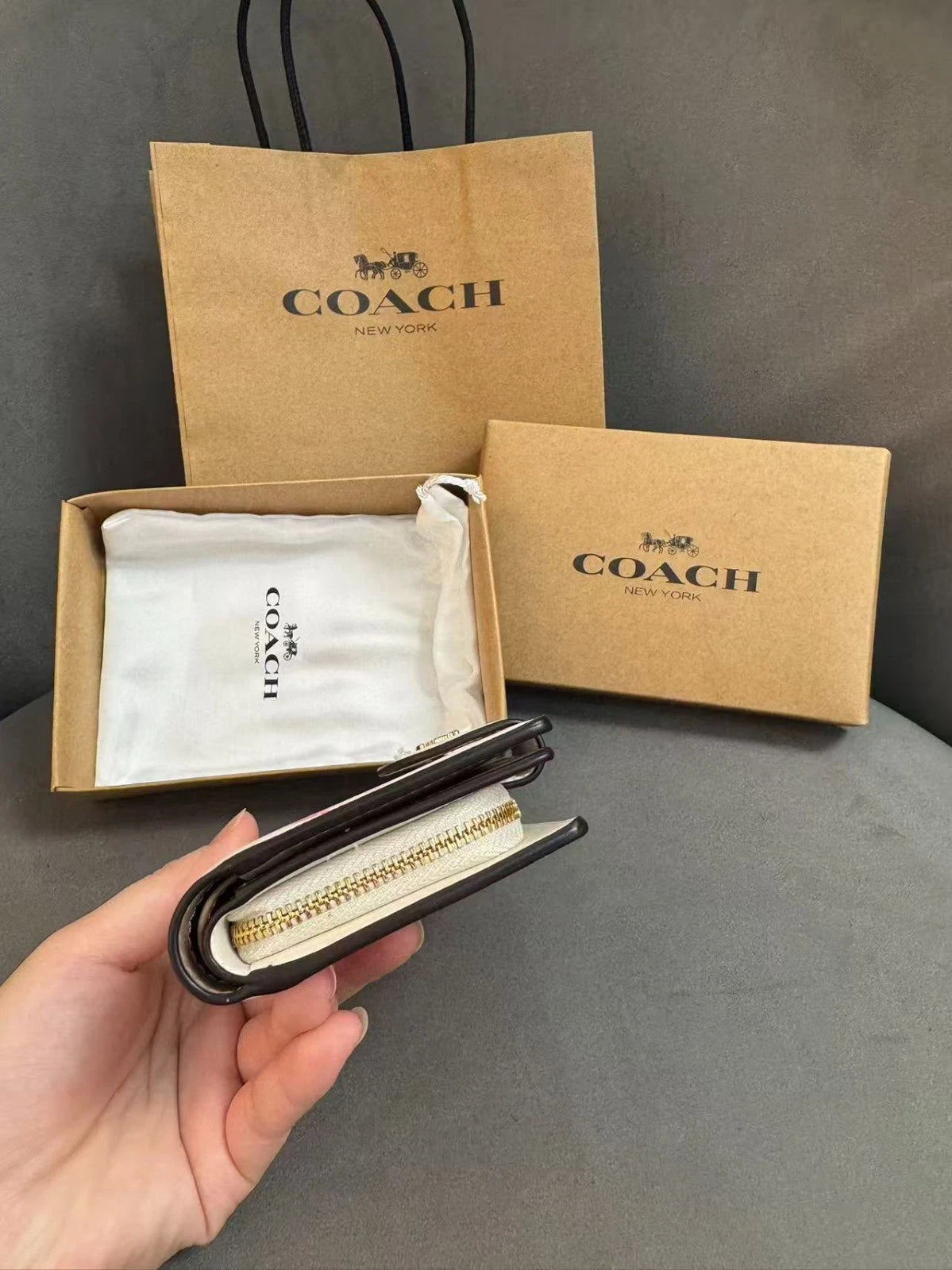 NWT Coach Medium Corner Zip Wallet With Floral Print White/Pink