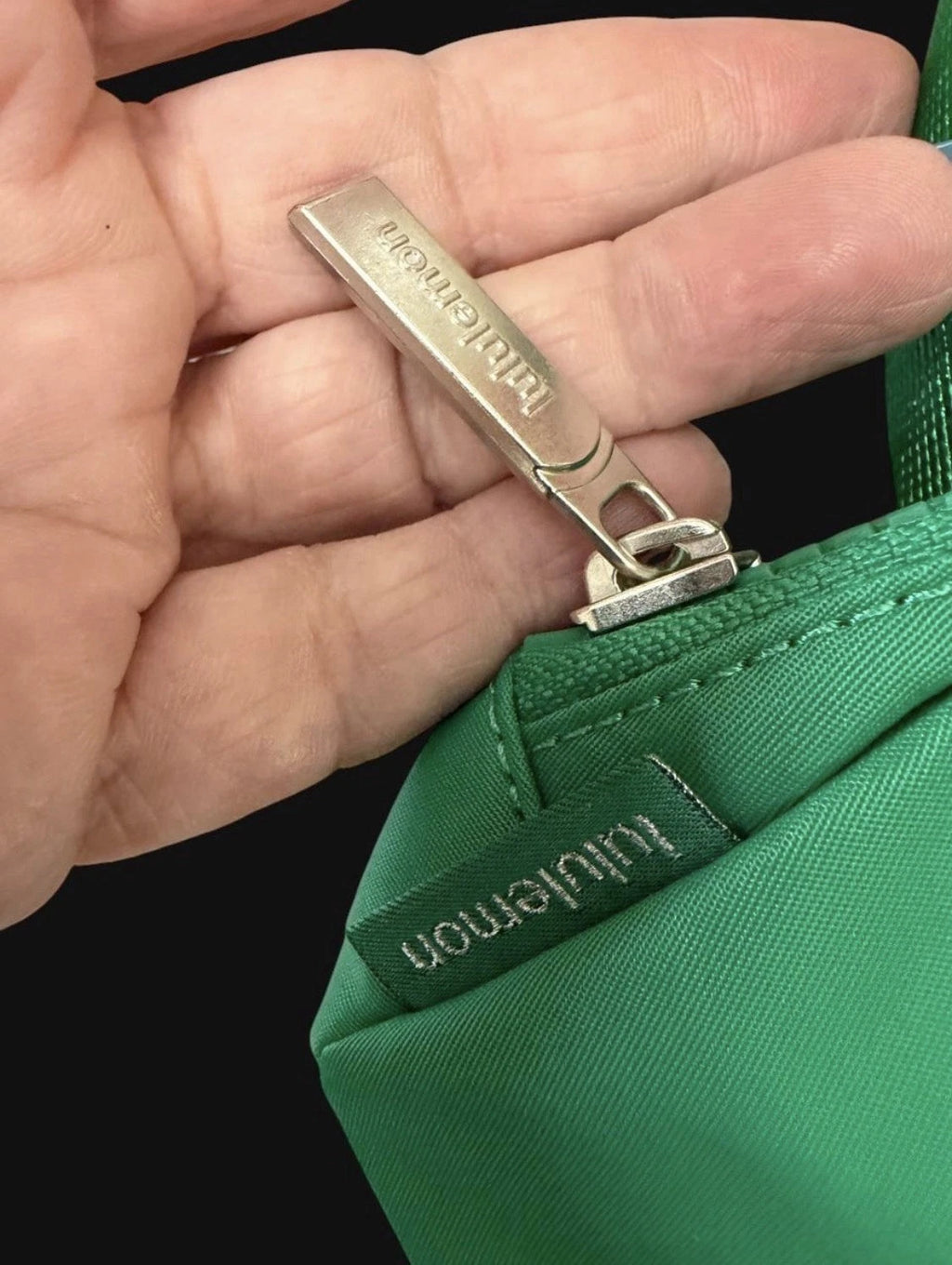 Lululemon Everywhere Belt Bag in Emerald Green