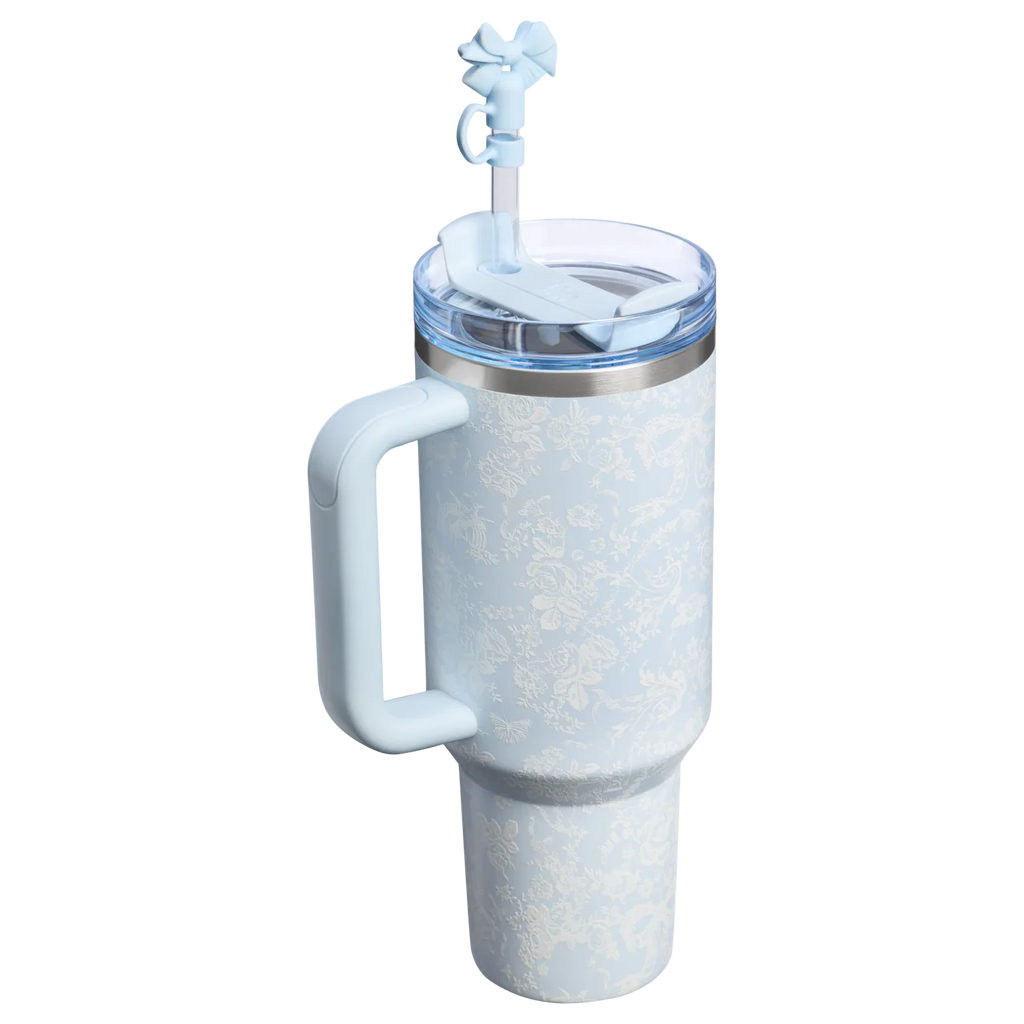 Stanley x LoveShackFancy Holiday Quencher H2.0 FlowState Tumbler 40 oz – Toscana Toile Alpine Blue